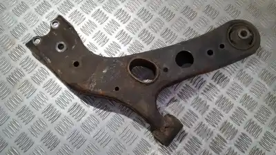 Pezzo di ricambio per auto di seconda mano braccio di sospensione anteriore sinistro inferiore per toyota rav 4 (a3) 2.2 d-cat riferimenti oem iam   