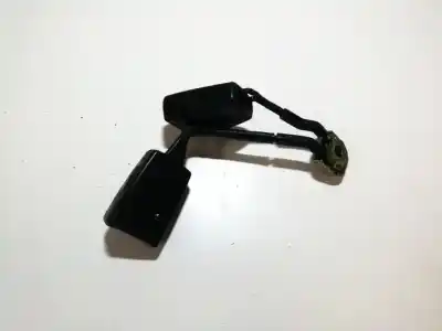Автозапчасти б/у левый задний крюк ремня за audi a3 (8l) 1.9 tdi ambition ссылки oem iam 8l0857739a