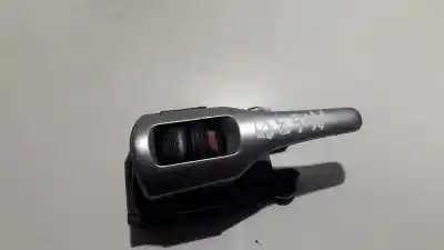 Peça sobressalente para automóvel em segunda mão puxador interior traseiro direito por toyota verso 2.0 d-4d referências oem iam 62318a2