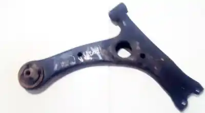 Peça sobressalente para automóvel em segunda mão braço de suspensão inferior dianteiro direito por toyota corolla (e12) 1.6 16v referências oem iam 