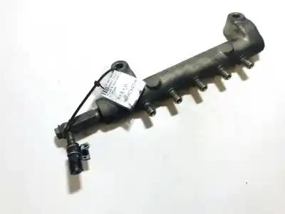 Pièce détachée automobile d'occasion RAMPE D'INJECTEUR pour NISSAN X-TRAIL (T30)  Références OEM IAM 02G04  6100