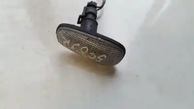 Tweedehands auto-onderdeel rechter zijlamp voor opel zafira a 2.0 16v di oem iam-referenties 90380403