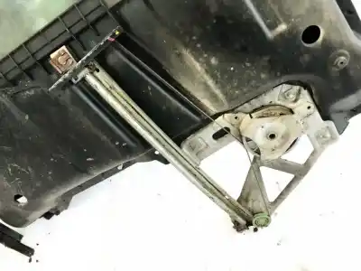 Pezzo di ricambio per auto di seconda mano alzacristalli posteriore destro per audi 100 avant (c4) 2.5 tdi riferimenti oem iam 