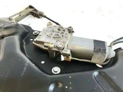 Pezzo di ricambio per auto di seconda mano motore alzacristalli anteriore destro per audi 100 avant (c4) 2.5 tdi riferimenti oem iam 