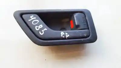 Peça sobressalente para automóvel em segunda mão puxador interior dianteiro direito por hyundai getz (tb) 1.3 básico referências oem iam 82621tb010
