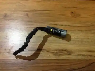 Second-hand car spare part Ignition Switch for RENAULT TWINGO (CO6) 1.2 (C066/67/68) OEM IAM references 844038  