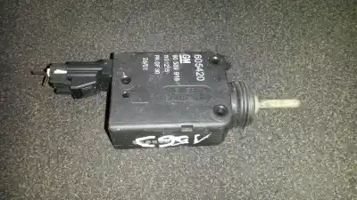 Second-hand car spare part tailgate central locking system  for opel zafira a 1.6 16v oem iam references 90589918