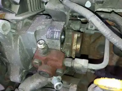 Pezzo di ricambio per auto di seconda mano pompa diniezione per toyota corolla (e11) 2.0 d-4d linea sol riferimenti oem iam 221000g010