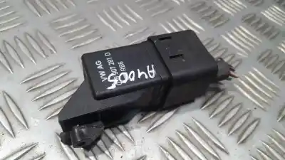 Автозапчастина б/у коробка передігрів для skoda octavia combi (1z5) 2.0 tdi посилання на oem iam 0281003038