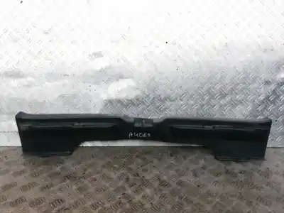 Second-hand car spare part plastics for toyota verso 2.0 d-4d cat oem iam references 647160f020