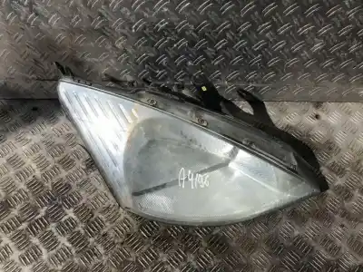 Second-hand car spare part right headlight for ford focus turnier (cak) 1.8 tddi turbodiesel cat oem iam references xs4x10005ad Second-hand car spare part right headlight for ford focus turnier (cak) 1.8 tddi turbodiesel cat oem iam references xs4x10005ad