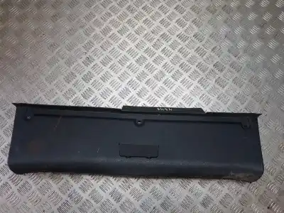 Pièce détachée automobile d'occasion plastiques pour peugeot 406 (8b) 1.9 td références oem iam 