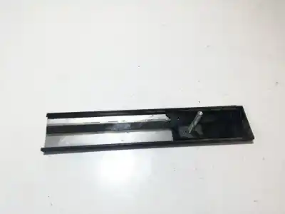 Pezzo di ricambio per auto di seconda mano plastica per mazda 5 berl. (cr) 1.8 active riferimenti oem iam c235509h1  