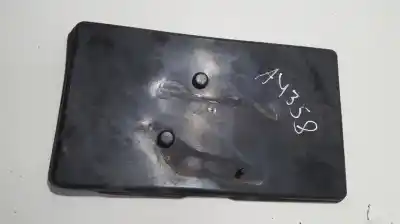 Second-hand car spare part medium for toyota corolla (e11) 2.0 d-4d linea sol oem iam references 7443112040  74431-12040