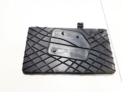 Tweedehands auto-onderdeel Medium voor TOYOTA AVENSIS WAGON (T25) 2.2 D-4D CAT OEM IAM-referenties 7443105080  74431-05080