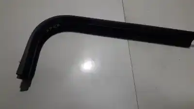 Peça sobressalente para automóvel em segunda mão plásticos por volvo c30 2.0d r-design referências oem iam 8641784