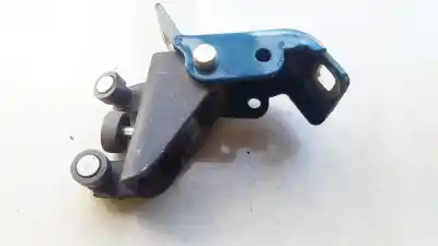 Second-hand car spare part support / sliding door guide for renault kangoo (f/kc0) 1.9 dti diesel oem iam references  Second-hand car spare part support / sliding door guide for renault kangoo (f/kc0) 1.9 dti diesel oem iam references