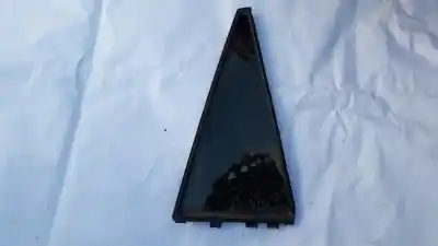 Second-hand car spare part right rear triangle quarter glass for toyota corolla (e11) 2.0 d-4d linea sol oem iam references 