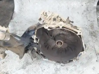 Peça sobressalente para automóvel em segunda mão caixa de velocidades por opel vectra b caravan 2.0 dti referências oem iam f23