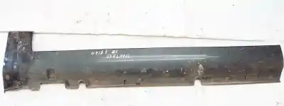 Автозапчастина б/у ліва бічна сподница (виріз) для kia sportage 2.0 crdi посилання на oem iam 877531f000