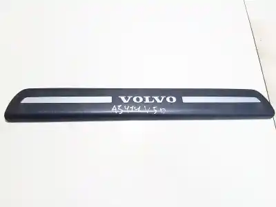 Peça sobressalente para automóvel em segunda mão plásticos por volvo v50 (545) 2.0 d referências oem iam 08622671