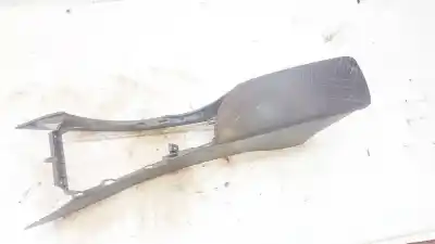 Автозапчастина б/у центральний подлокник для renault laguna ii (bg0) 1.9 dci diesel посилання на oem iam 8200025899