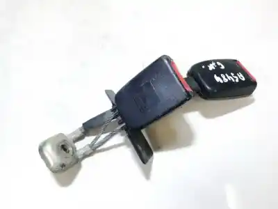 Автозапчасти б/у левый задний крюк ремня за audi a4 avant (b5) 1.8 ссылки oem iam   