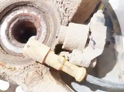 Peça sobressalente para automóvel em segunda mão sensor abs por opel vectra b caravan 2.0 dti referências oem iam 90464775