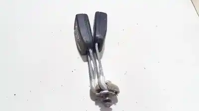 Pezzo di ricambio per auto di seconda mano gancio cintura posteriore sinistro per audi 100 avant (c4) 2.5 tdi riferimenti oem iam 4a0857739c