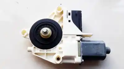 Peça sobressalente para automóvel em segunda mão motor elevador vidro traseiro esquerdo por renault laguna iii 2.0 dci diesel cat referências oem iam 827310001r