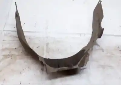 Peça sobressalente para automóvel em segunda mão cave de roda dianteira direita por audi 80 (811/813) 1.8 referências oem iam 893821172