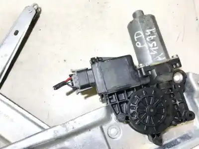 Peça sobressalente para automóvel em segunda mão motor elevador vidro dianteiro direito por opel vectra b caravan 2.0 dti referências oem iam 0130821655
