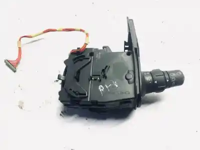 Second-hand car spare part INDICATOR SWITCH for RENAULT CLIO, 2005.05 - 2009.06  OEM IAM references 8200245438  88102001, 88102001147,  8200243503, 88100020147