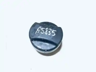 Pezzo di ricambio per auto di seconda mano tappo esterno del carburante per audi a6 avant (c4) 1.9 tdi riferimenti oem iam 