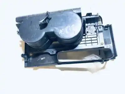 Pezzo di ricambio per auto di seconda mano plastica per mazda 3 lim. (bl) 1.6 16v cat riferimenti oem iam bp4k64361  bp4k64431