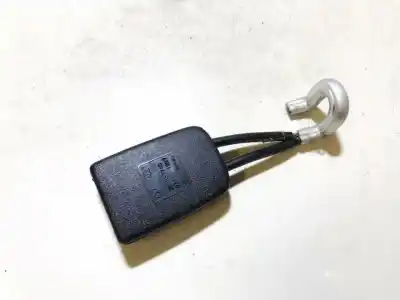 Автозапчасти б/у крюк для ремня задний правый за volkswagen passat variant (3b5) 1.8 ссылки oem iam 3b0857740  