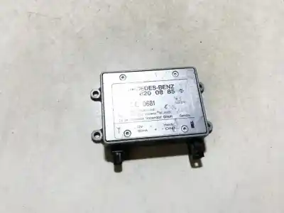 Second-hand car spare part antenna amplifier for mercedes w211, 2002.03 - 2006.04 e 220 cdi 110kw 2002.03 - 2008.12 oem iam references 2118200885