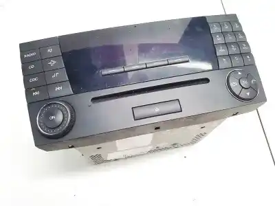 Peça sobressalente para automóvel em segunda mão sistema de áudio / rádio cd por mercedes clase e (w211) e 270 cdi (211.016) referências oem iam a2118209889