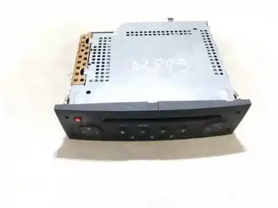 Tweedehands auto-onderdeel audiosysteem / radio-cd voor renault scenic ii 1.6 16v oem iam-referenties 8200300858