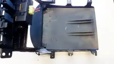 Second-hand car spare part multifunction display for kia sorento 2.4 16v cat oem iam references 945003ei50  94500-3ei50