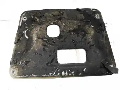 Pezzo di ricambio per auto di seconda mano plastica per bmw x3 (e83) 2.0d riferimenti oem iam 31103415148  31103415148-01