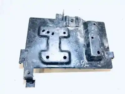 Pezzo di ricambio per auto di seconda mano Medio per HYUNDAI TUCSON (JM) 2.0 CRDi CAT Riferimenti OEM IAM   