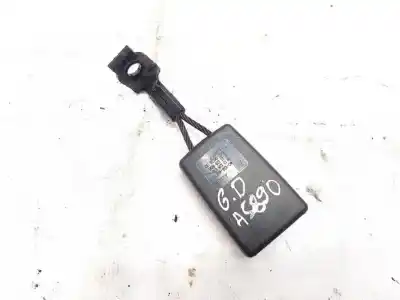 Pezzo di ricambio per auto di seconda mano gancio cintura posteriore destro per opel astra h caravan 1.7 16v cdti riferimenti oem iam 401266978