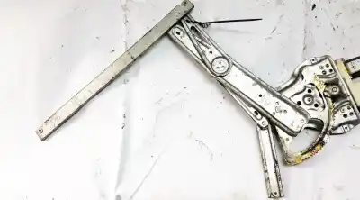 Peça sobressalente para automóvel em segunda mão elevador de vidros dianteiro direito por toyota avensis wagon (t25) 2.0 d-4d executive referências oem iam 
