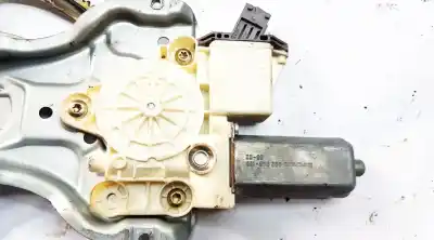 Peça sobressalente para automóvel em segunda mão motor elevador vidro dianteiro direito por toyota avensis wagon (t25) 2.0 d-4d executive referências oem iam 6981005050