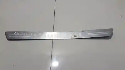 Second-hand car spare part plastics for opel insignia a (g09) 2.0 cdti (68) oem iam references 13272116 Second-hand car spare part plastics for opel insignia a (g09) 2.0 cdti (68) oem iam references 13272116