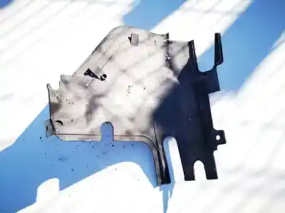 Peça sobressalente para automóvel em segunda mão plásticos por bmw x3 (e83) 2.0d referências oem iam 74050610