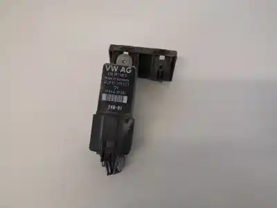 Автозапчастина б/у коробка передігрів для volkswagen golf v variant (1k5) 1.9 tdi посилання на oem iam 038973721b