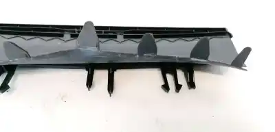 Pezzo di ricambio per auto di seconda mano plastica per opel zafira b 1.9 cdti riferimenti oem iam   