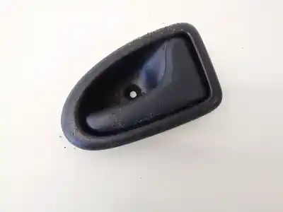 Автозапчастина б/у внутрішня задня права ручка для renault megane, i 1999.03 - 2002.10 facelift 1.4 16v 70kw 1999.03 - 2003.08 посилання на oem iam 8200028995